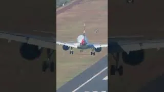Thumbnail: Plane Tries to Land Sideways