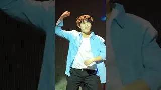 Thumbnail: 260707 이용수 (Lee YongSu) - 써니텐 (Sunny Ten) curtain call