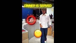Thumbnail: Yamal Cooking With His Skills 🤯