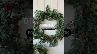 Thumbnail: A holiday how-to: four ways to spruce up your wreath this season.