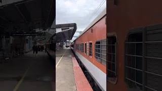 Thumbnail: ഗോവയിലേക്ക് ഒരു മൺസൂൺ ട്രെയിൻ യാത്ര 😍🚂 #malayalitravellers #goa #konkanrailway #train #shorts