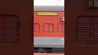 Thumbnail: കേരളത്തിൽ നിന്നും വേളാങ്കണ്ണിയിലേക്കുള്ള ട്രെയിൻ യാത്ര 🚂  #malayalitravellers #velankanni #keralam