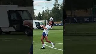 Thumbnail: Sealed with a kiss ⚽️🩵 #football #skills #mancity #premierleague #shorts