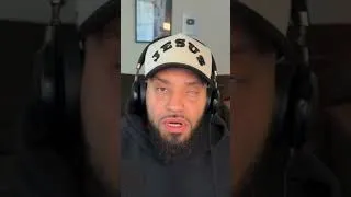 Thumbnail: She ate with this one