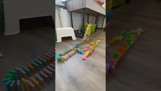 Thumbnail: Domino Tricks