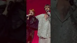 Thumbnail: Sensualité - Axelle Red x Oscar and the Wolf x Roméo Elvis