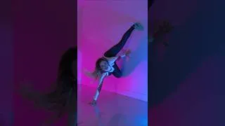 Thumbnail: Spider-Man Wall challenge as Gwen Stacy 🕷💖 Can you do this?! #spiderman #trend #cosplay