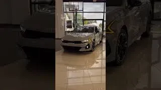 Thumbnail: Kia K5 | Best Midsize Car for Tall People #shorts #kiak5