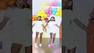 Thumbnail: 💃🏽 ICONIC by mistake 😌 A performance for their birthday party guests 🙌🏽