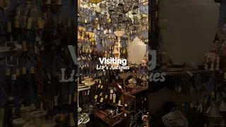 Thumbnail: Liz’s Antiques in La Brea, California.