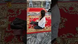 Thumbnail: My Thai girlfriend is praying to the Buddha at Wat Pho. #watpho #thailand  #prayer #buddha