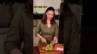 Thumbnail: I Mixed Kiwi with CHAAT and This Happened … Dal Papdi Chaat with Kiwi Salsa