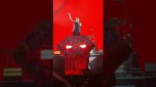 Thumbnail: Skillet singing “Monster”