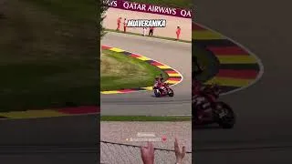 Thumbnail: MARC MARQUEZ MELAMBAIKAN TANGAN KE FANS FAN MARSHAL‼️😍 #marcmarquez #motogp