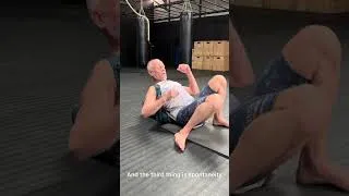 Thumbnail: 45kg. 20+ Minutes plank. The Real Challenge Isn’t Physical.