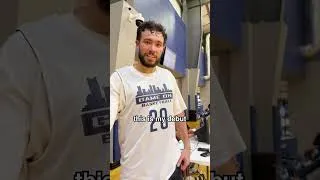 Thumbnail: Iced out hood unc crashed out on mike #basketball
