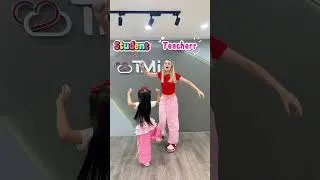 Thumbnail: OMG!! @Belitskay is me teacher 🫢😱 Follow me #trending #short