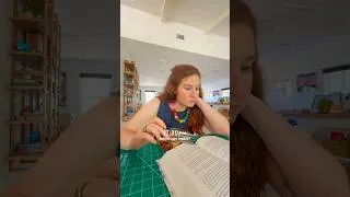 Thumbnail: How much I read in a day while working a 9-5
