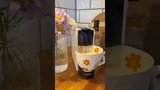 Thumbnail: #latte #vanilla #vanillamilkshake #nespressomoments #coffeelover #sundaycoffee #milk #coffeemilk