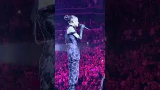 Thumbnail: Fan Request! Ariana Grande singing Be Alright #arianagrande #eternalsunshinetour #concert #nyc