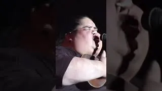 Thumbnail: Braddah IZ playing his local favorite Maui (Hawaiian Sup’pa Man) in 1997.