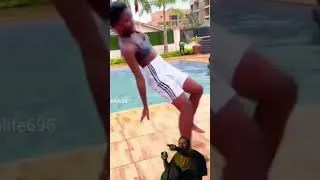 Thumbnail: 😂😂 #funny #funnyvideo