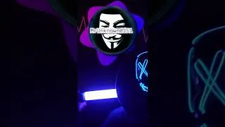 Thumbnail: Cold Streetlights Flicker Official Music Mix Drop