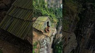 Thumbnail: Build a unique hut on a high cliff to survive.#bushcraft #shelter #camping