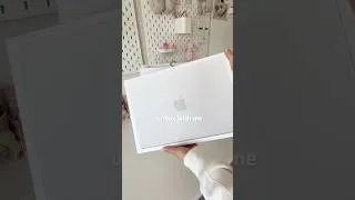 Thumbnail: unboxing MacBook Neo in silver 💻 #unboxing #macbookneo #asmr #aesthetic #backtoschool #shopping