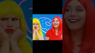 Thumbnail: the girl made a cube out of poppits