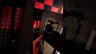 Thumbnail: Don't use wrong monitors? especially beginners🙏❌❌