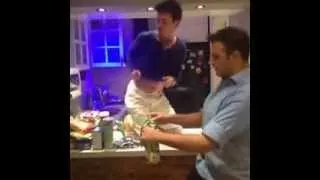 Thumbnail: Açmadan Önce Çalkalayınız
