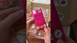 Thumbnail: Let’s make a care package for a friend 💌