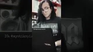 Thumbnail: ¿Qué están haciendo ellos?