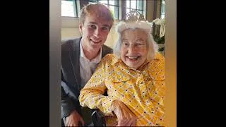 Thumbnail: photos of Mom I miss you
