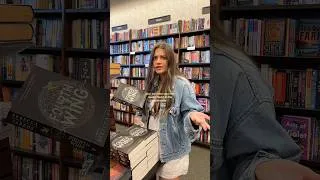 Thumbnail: when you take your non reader friend to the bookstore 📖👯‍♀️ #bookish #bookshopping #bookstore