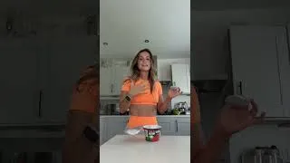 Thumbnail: Maybe tracking your food short term will actually teach you how to nourish your body properly