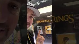 Thumbnail: Gold Frodo cards signed by Elijah Wood by Agoro!