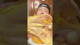 Thumbnail: Mukbang 3: Crispy Skin Fried Chicken And Coconut Glutinous Rice. #shorts#food#mukbang#asmr
