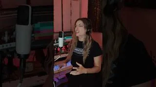 Thumbnail: Is this how you autotune?!