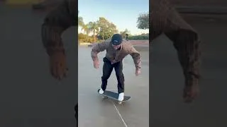 Thumbnail: Dylan Jaeb cruising Poods Park #skateboarding #nikesb #skate