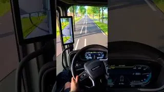Thumbnail: Getting a large truck onto the road is sometimes difficult and you have to wait! POV Nikotimer