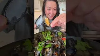 Thumbnail: Vietnamese Style Mussels