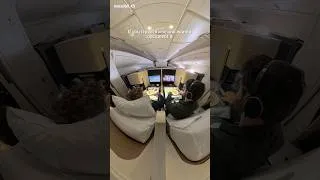 Thumbnail: The best camera for solo travelers?!🤳