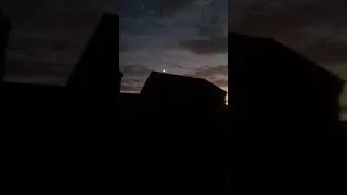 Thumbnail: Cresent Moon and Venus