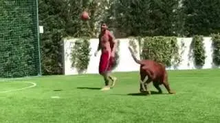 Thumbnail: Lionel Messi having practicing finishing careers