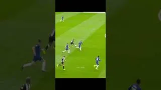 Thumbnail: Allan Saint-Maximin Skills