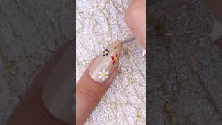 Thumbnail: Nails that literally turn heads #nailart #summernails #viral