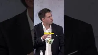 Thumbnail: Ist KI ohne Ethik überhaupt noch zu verantworten? Schau dir dafür unbedingt unser Streitgespräch an.