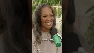 Thumbnail: Oprah would love to see the adaptation for this novel at Netflix!